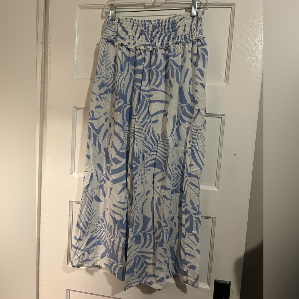 Ocean Drive Blue and Cream Palm Leaf Wide Leg Trouser Pants - Picture 2 of 10